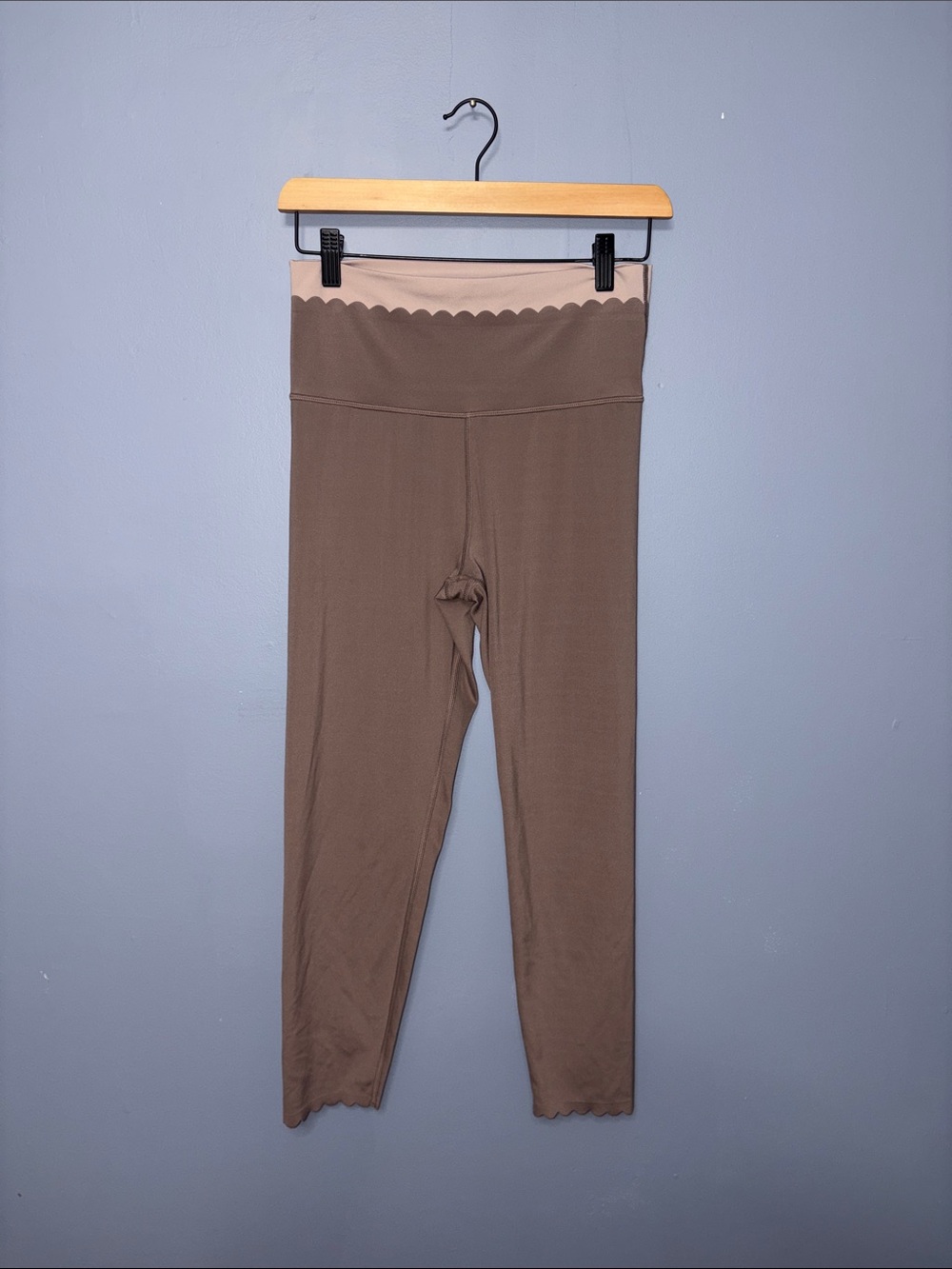 Aerie • Brown Leggings